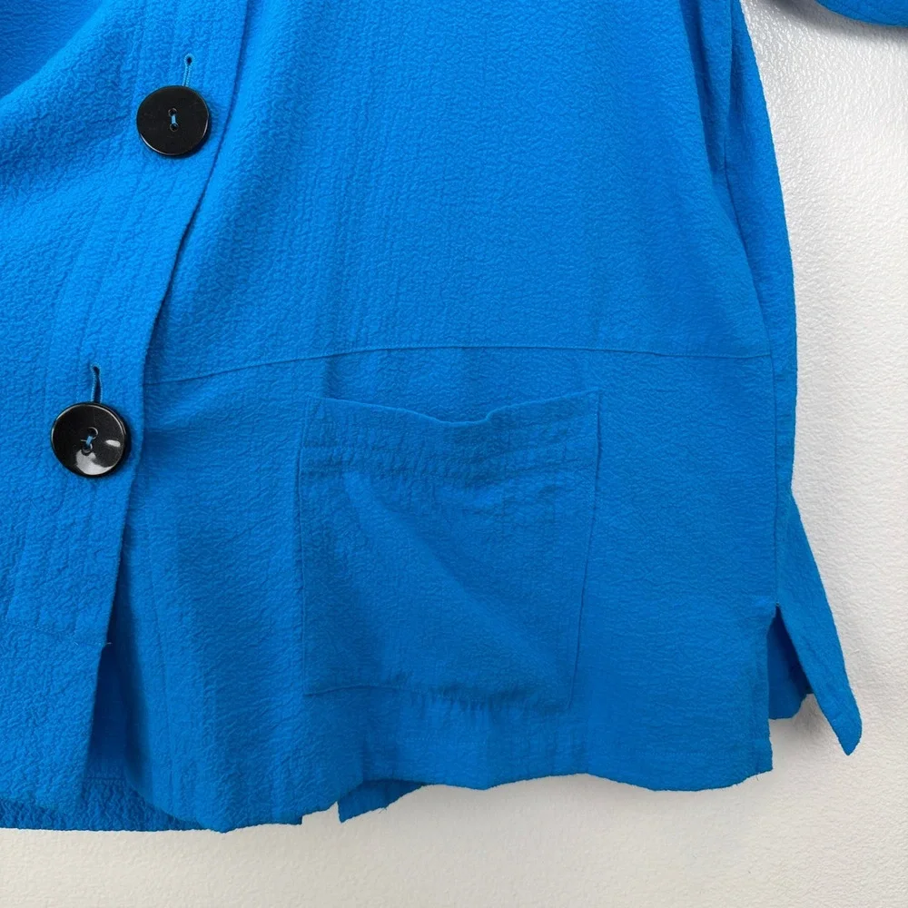 Ali Miles Jacket Womens 2X Blue Textured Roll Tab Sleeve Button Back Crepe Top